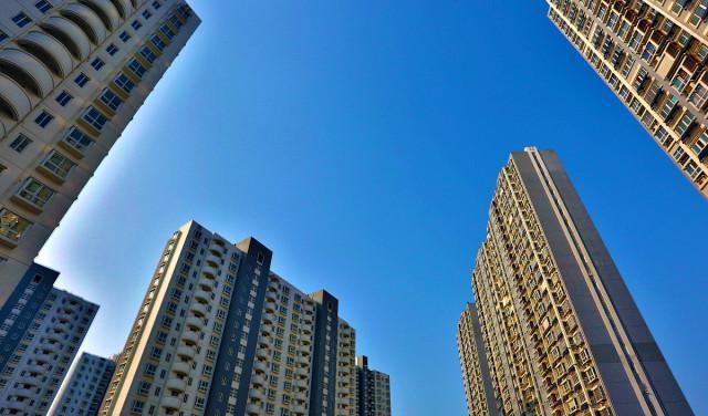 企业家:中国有很强的基建能力,又不缺地,不应该是房价贵的地方