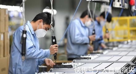 越南被西方国家割韭菜:本以为代工厂是帮助,没想到还是被占便宜
